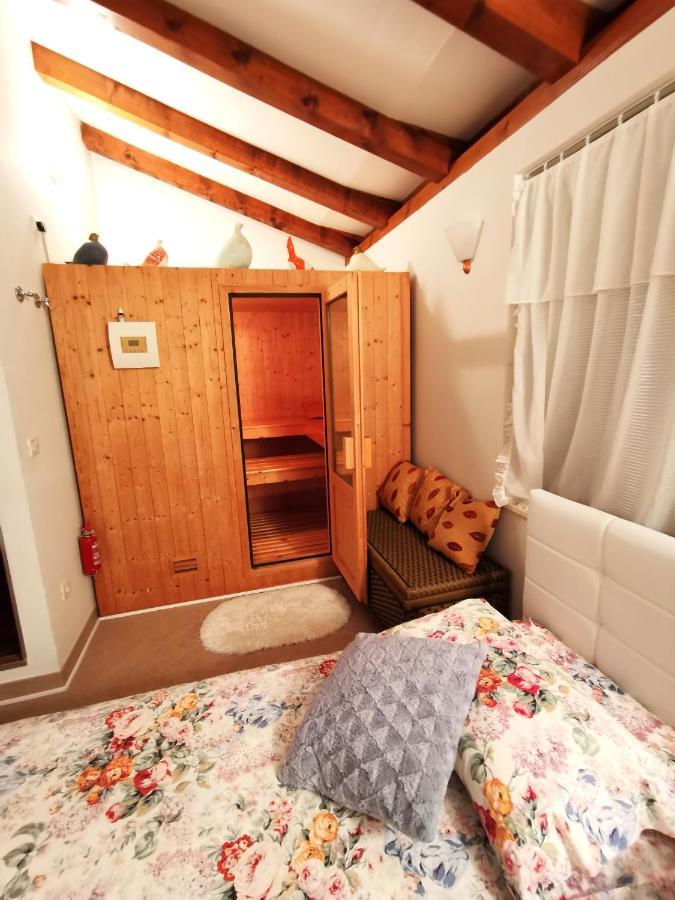 Sylvia Studio Apartment